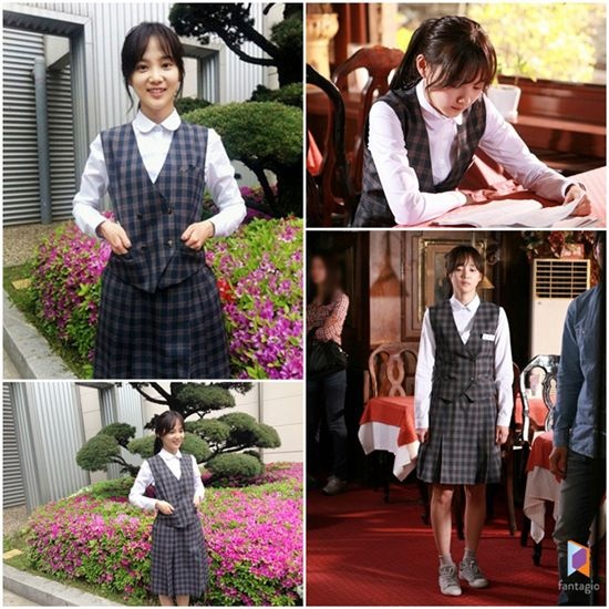 Trước đó, Yoon Seung Ah cũng nhiều lần đóng vai học sinh trung học. 