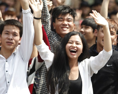 Vietnam Idol 2015: Top 3 co co hoi phat hanh dia don hinh anh