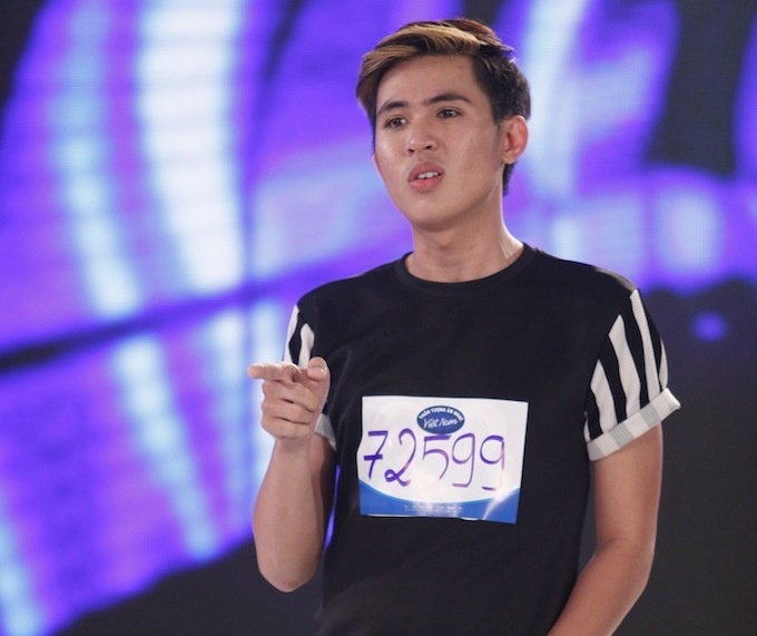 Tập tiếp theo của Thần tượng âm nhạc Việt Nam 2015 phát sóng vào tối ngày 19/4 mang đến nhiều bất ngờ cho khán giả truyền hình - trong đó, bất ngờ lớn nhất là việc một loạt ca sĩ và hot teen bị loại ngay ở vòng Thử giọng. Gương mặt đầu tiên thất bại trong việc chinh phục ban giám khảo là cựu thành viên nhóm V.Music Hồ Đức Lợi.