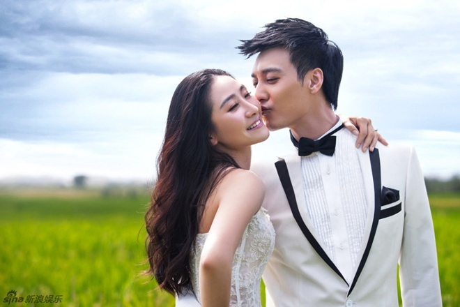 Đào Hiên Nhân e ấp bên người chồng tương lai.