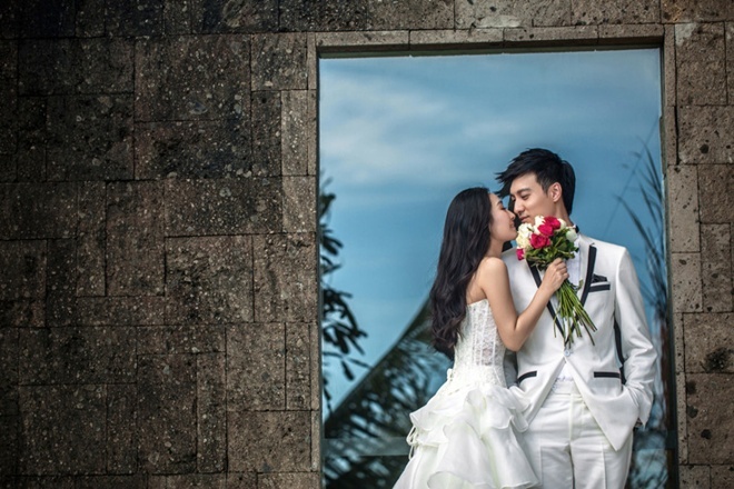 Cặp đôi đã chi số tiền không nhỏ để thực hiện bộ ảnh này với sự giúp đỡ của nhiều chuyên gia danh tiếng.