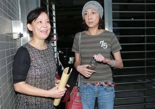 Con gai bo di 1 tuan, tinh cu Thanh Long sa da ruou, cau cuu hinh anh