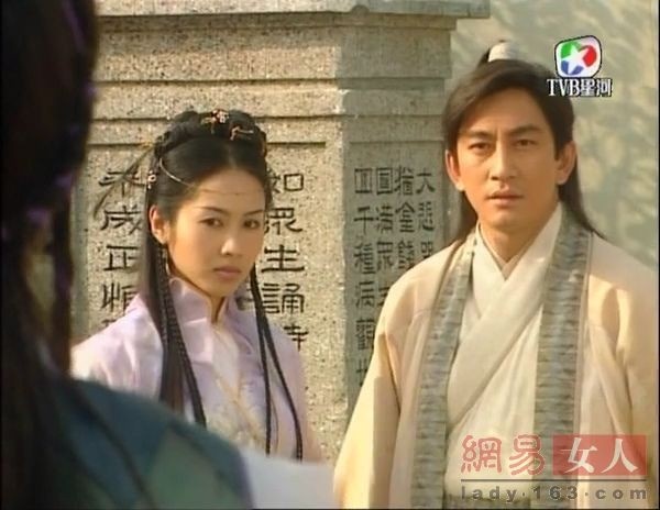 Ngô Khải Hoa: Năm 2001, giới báo chí Hong Kong như 