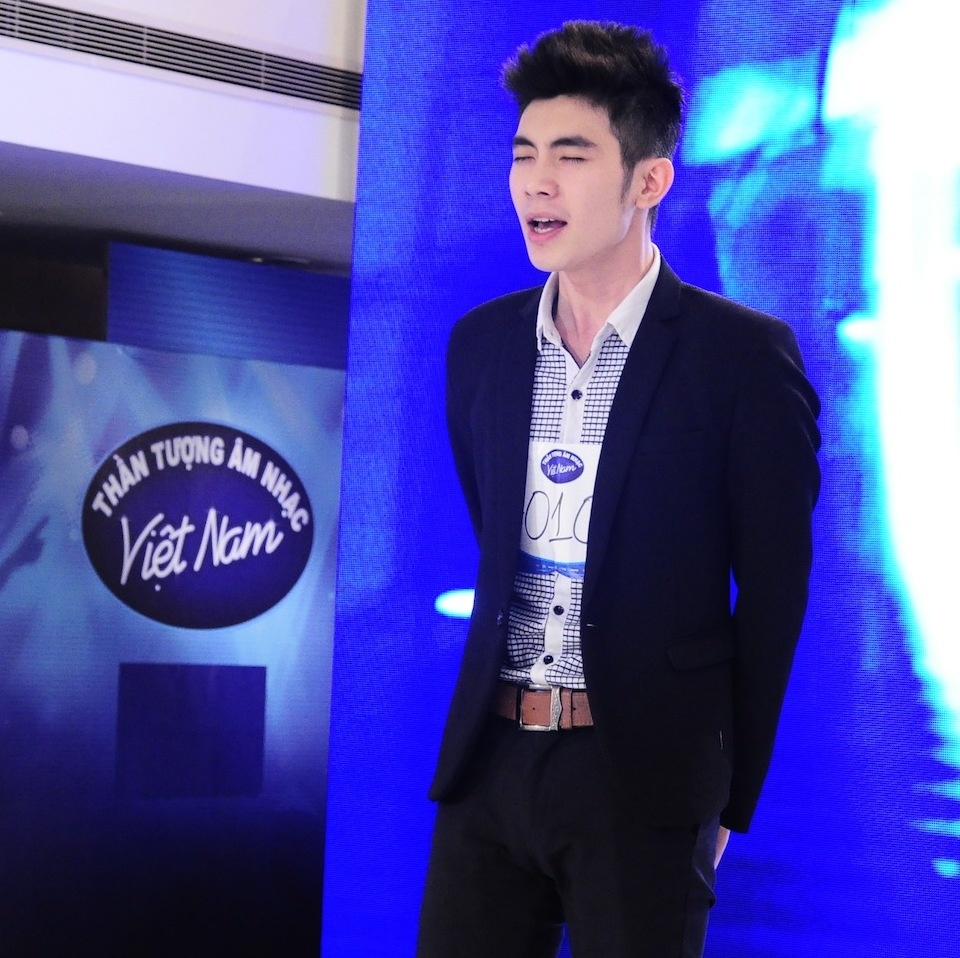 Chàng công nhân hầm lò Tô Thành Đạt: Với gương mặt điển trai, vóc dáng thư sinh, và làn da trắng hồng, thí sinh Tô Thành Đạt khiến ca sĩ Thu Minh phải bất ngờ sau phần tiết lộ bản thân là công nhân, làm việc tại một hầm lò khai thác than ở Quảng Ninh. Chọn bản hit Nỗi nhớ đầy vơi của cặp đôi Noo Phước Thịnh - Hồ Ngọc Hà để thử sức, thế nhưng đến bài hát thứ ba anh mới thành công trong việc chinh phục những người “cầm cân nảy mực”. Lỗi chàng trai trẻ thường mắc phải là bắt sai tông ở nửa sau ca khúc.