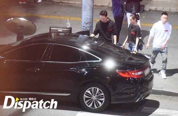 Sau đó, G-Dragon cùng một số thành viên Big Bang trở về công ty xử lý nốt công việc. Kiko ở lại một lát cũng rời buổi tiệc. Dispatch phát hiện, xe đưa đón Kiko thuộc sở hữu của nam ca sĩ Hàn Quốc.