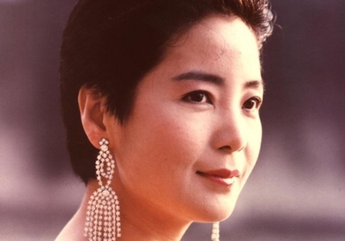 Nhan sac 'tinh dau chau A' Dang Le Quan 20 nam sau ngay mat hinh anh