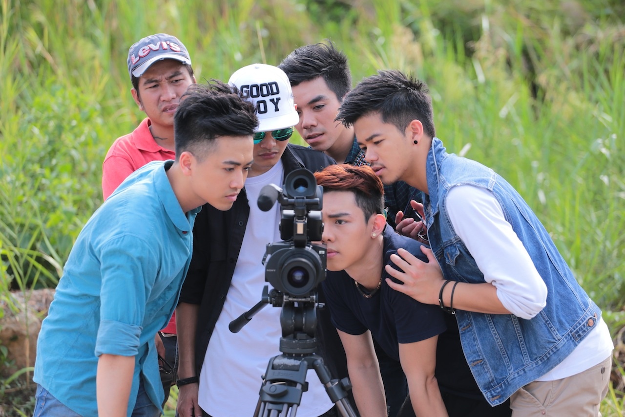 Teaser MV cua top 5 thi sinh nam Idol hinh anh