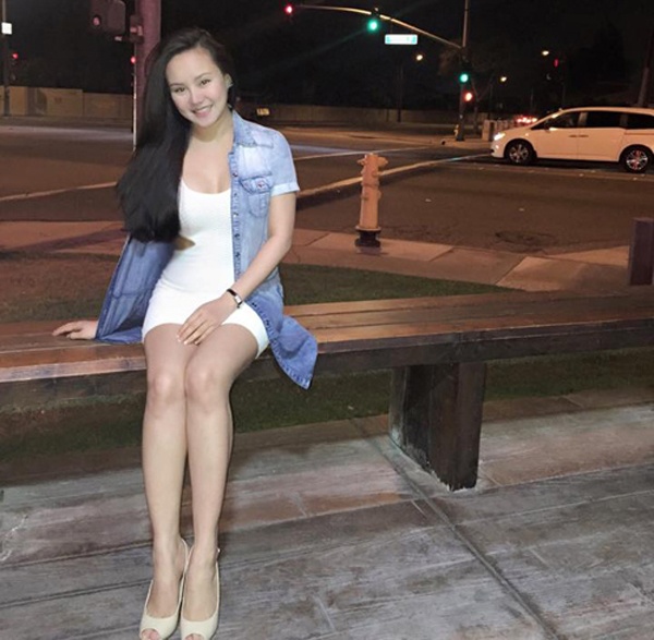 Giống như Maya, Vy Oanh cũng bất ngờ biến mất khỏi làng giải trí khi mang thai và sang Mỹ để sinh con. Cuối tháng 4, Vy Oanh đăng tải hình ảnh mới nhất với vóc dáng mập mạp sau khi sinh con. 