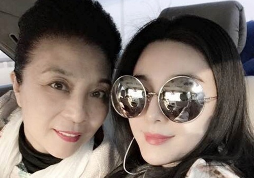 Pham Bang Bang khoe doi song xa hoa cua me hinh anh