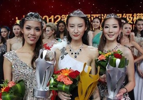 Nhung cuoc thi hoa hau Trung Quoc gay that vong vi qua xau hinh anh