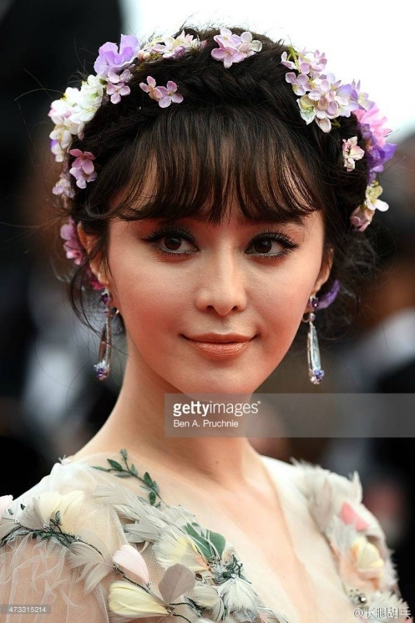 Trong sự kiện báo chí tán dương Phạm Gia đẹp như một 