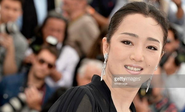 Củng Lợi xứng đáng được ca ngợi là 