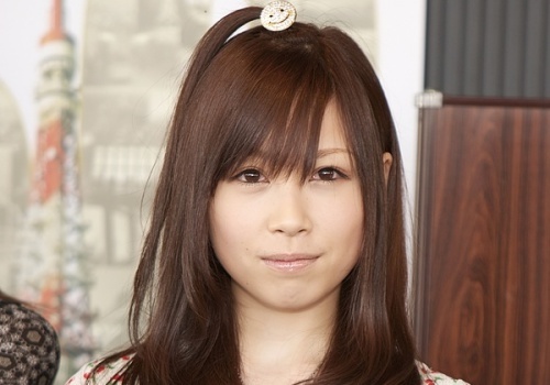 Chong bi bat, ca si than tuong Nhat kiem song o quan ruou hinh anh