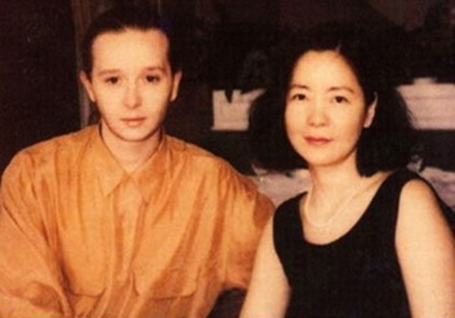 Bi mat hai moi tinh truoc khi qua doi cua Dang Le Quan hinh anh