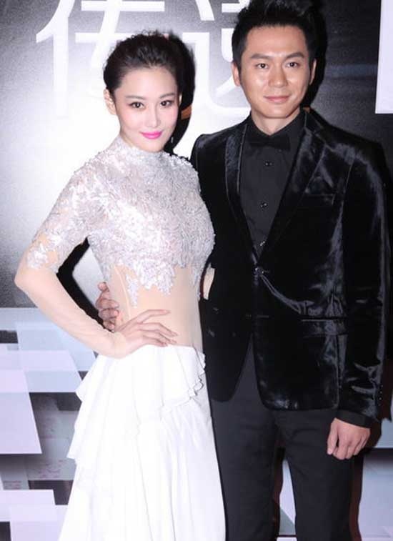 Lý Thần bắt cá hai tay, vốn dĩ đã mua nhẫn cầu hôn Trương Hinh Dư.