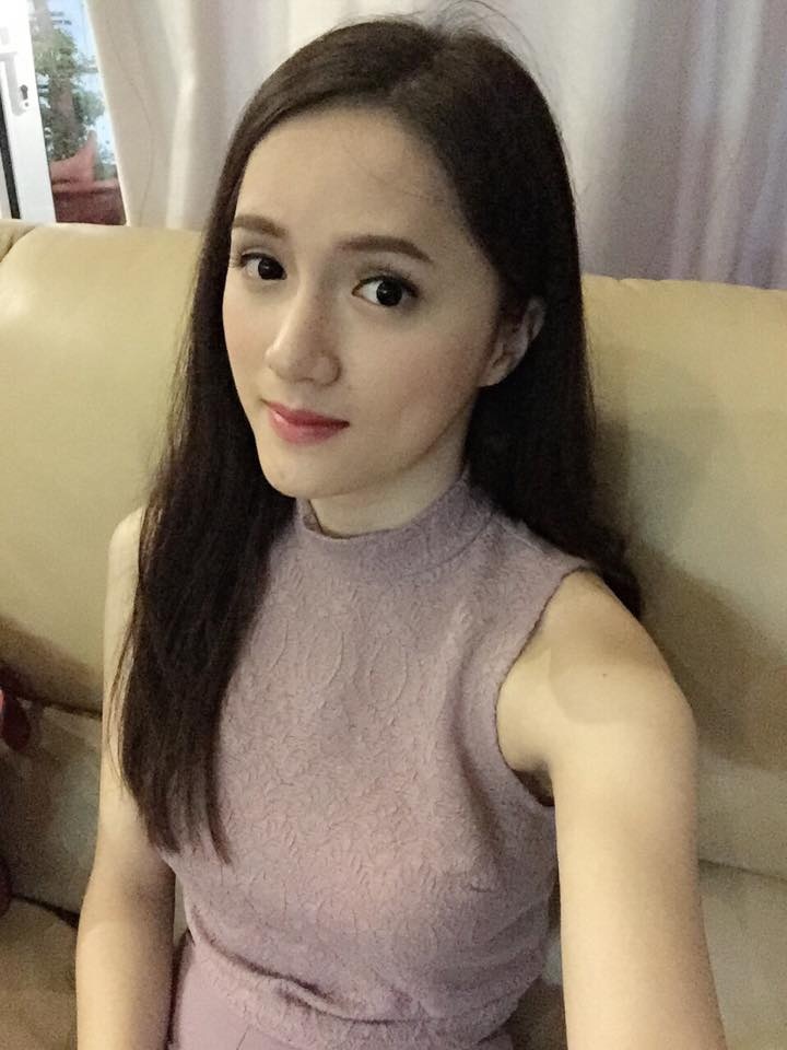 Hương Giang Idol post tấm hình mới xinh xắn của bản thân. Cô viết vui: “Không cần nói chắc mọi người cũng biết hôm nay là 1/6, là ngày của mình. Mình vui và hồi hộp lắm. Cám ơn mọi người ạ. Hihi, hết rồi. Chúc mọi người 1/6 vui vẻ”.