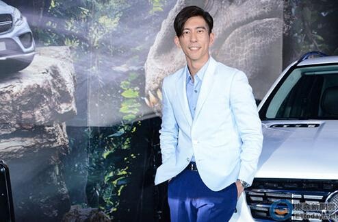 Tu Kiệt Khải trong sự kiện mới, chia sẻ về đám cưới.