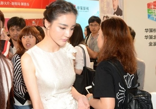 My nhan 'Vo Tac Thien' bi che nhao cam bien dang hinh anh