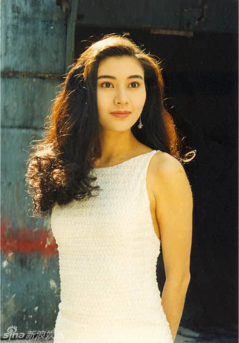 Vẻ đẹp như nữ hoàng của Lý Gia Hân.