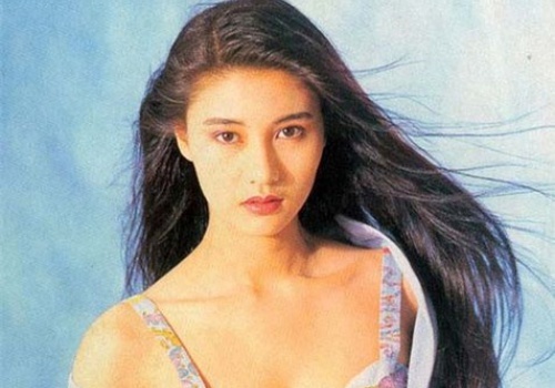 Thoi son tre cua Hoa hau dep nhat Hong Kong hinh anh