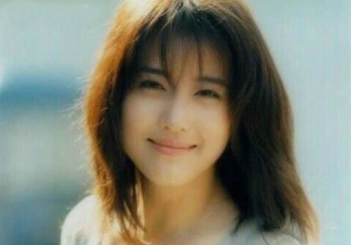 9 nu than nhan sac dich thuc cua showbiz Hoa ngu hinh anh