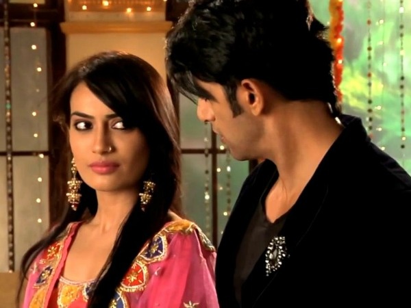 Tuy nhiên, series đã mất đi câu chuyện riêng, lan man đến những vụ bắt cóc, giết người, ma quỷ… Nhằm thúc đẩy rating, hiện tại bộ phim tập trung vào cô con gái Sanam của Zoya chống lại Tanveer – kẻ đã giết cả nhà cô. 