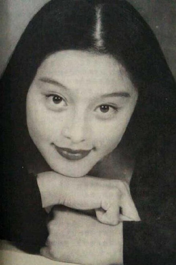 Không cần công nghệ chỉnh ảnh, Phạm Băng Băng đã là một giai nhân.