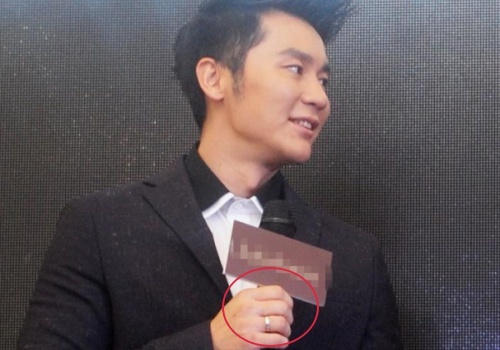 Ly Than deo nhan ngon ap ut, up mo cau hon Pham Bang Bang hinh anh