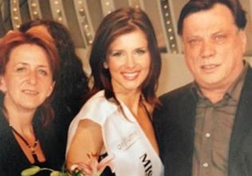 A hau Bosnia bi dieu tra vi nghi an cuop cua, giet nguoi hinh anh