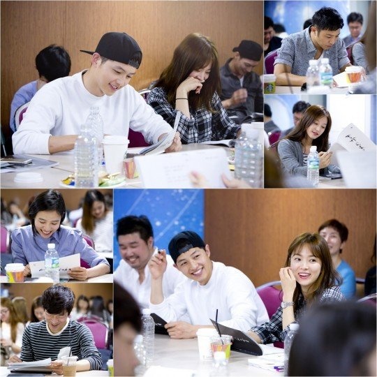 Song Hye Kyo và ê-kíp phim The Descendant of The Sun.