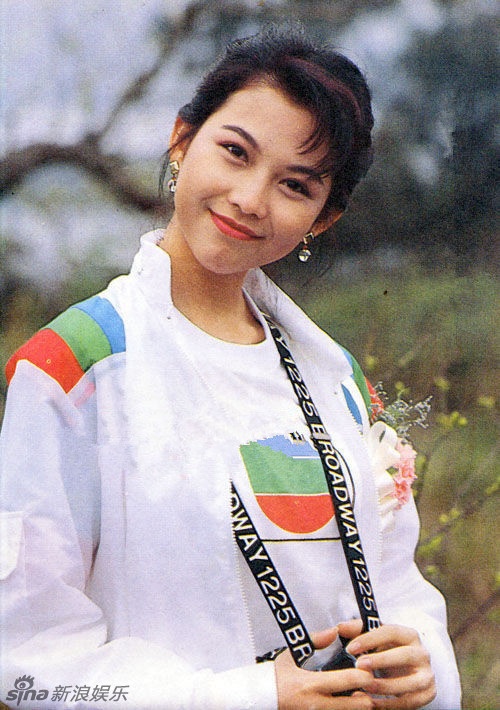 Sự nghiệp của Thái Thiếu Phân lên nhanh như diều gặp gió. Năm 2000, cô cùng với Trần Tuệ San, Quách Khả Doanh, Tuyên Huyên được ví von là “Tứ đại hoa đán TVB”.