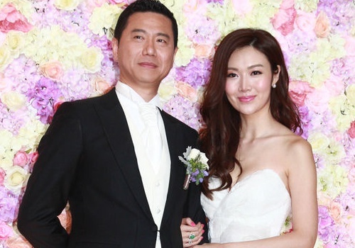 ‘Hoa hau chuyen dao mo’ to chuc dam cuoi voi dai gia hinh anh