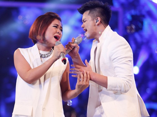 Ha Nhi dung buoc tai Vietnam Idol du nhan con mua loi khen hinh anh