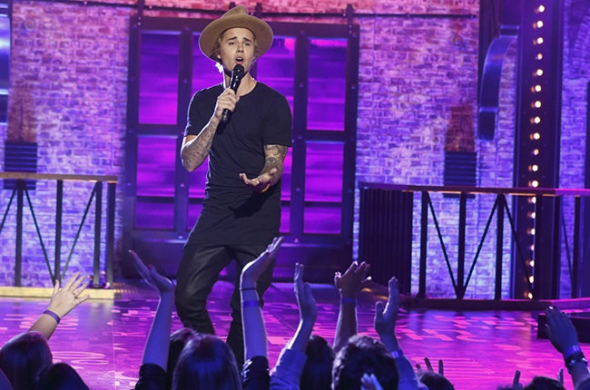 Justin Bieber gay an tuong trong show Lip Sync Battle hinh anh