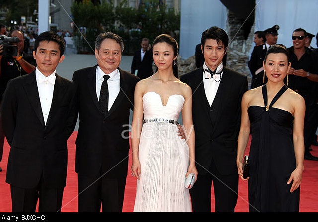 Thang Duy cùng Lương Triều Vỹ, Lý An khi xuất hiện trên thảm đỏ sau thành công của Sắc, giới tại các LHP Quốc tế.