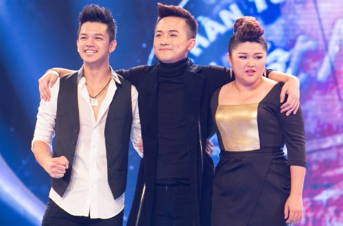 Thay giao dien trai Minh Quan dung chan o top 3 Idol hinh anh