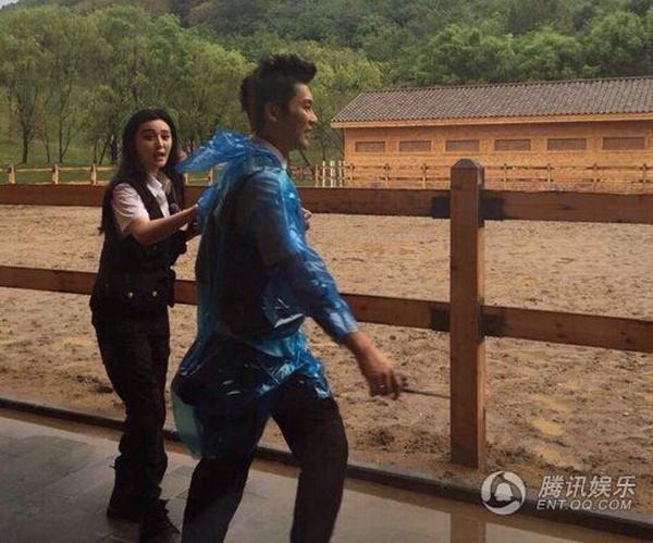 Cặp sao đẹp và tình cảm trước ống kính.