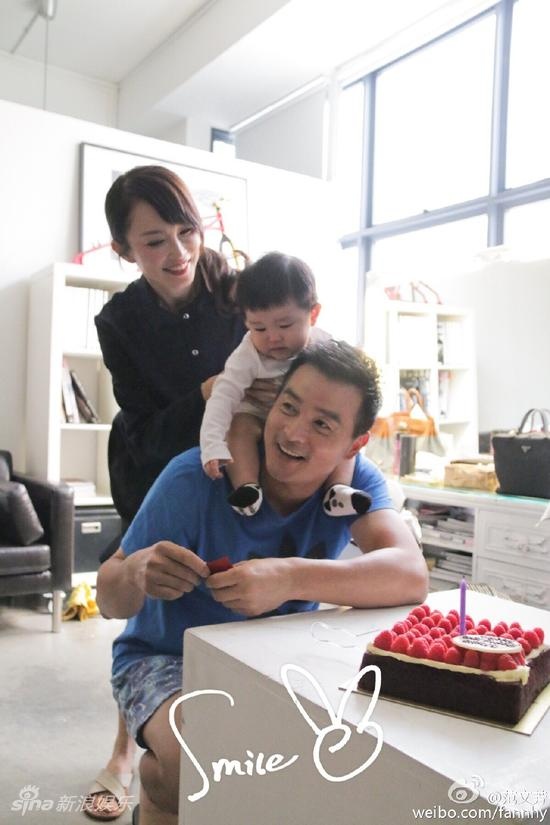 Lý Minh Thuận và Phạm Văn Phương cùng con trai.