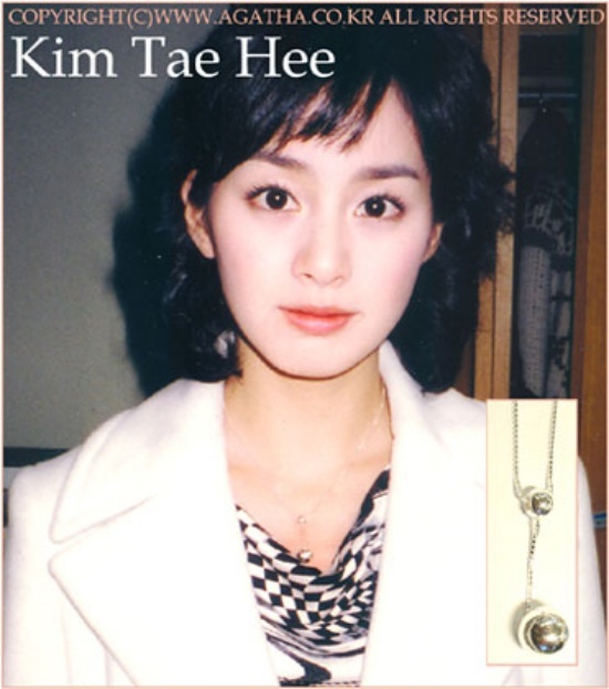 Nét trẻ trung và nhan sắc không cần photoshop của cô.