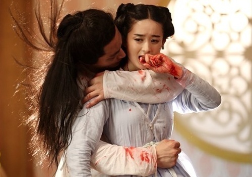 Phim 'Hoa Thien Cot' bi cat bo canh thay tro nhay cam hinh anh