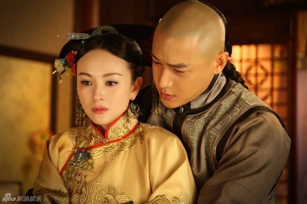 nam diễn viên điển trai Lục Nghị đã làm thổn thức bao trái tim fan nữ bởi hình ảnh chàng tướng quân Hằng Thái hoàn hảo cả tài năng lẫn dung mạo,