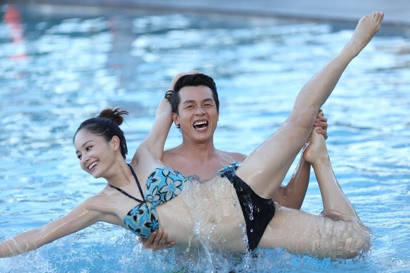 Trong phim sitcom Làm dâu,  Lan Phương vào vai nàng dâu Thanh Loan, một gái phóng khoáng, yêu thích tự do nhưng  phải chịu cảnh “kìm kẹp” khi dọn sống chung cùng gia đình nhà chồng Hoàng Tuấn. (Hòa Hiệp ). Tuy nhiên, bằng tính cách ôn hoà, khóe léo Loan đã dần chinh phục được “mẹ chồng khó tính” - Thanh Thủy ,giữ cho cuộc sống gia đình được êm ấm và thuận hòa.