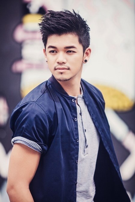 Trọng Hiếu cho biết anh muốn phát triển sự nghiệp ở những thị trường âm nhạc nước ngoài.