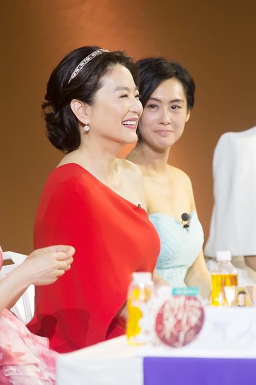 Lâm Thanh Hà ngoài 60 tuổi nhưng là nghệ sĩ thế hệ cũ có thù lao cao nhất.