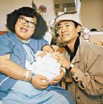 Trịnh Thiếu Thu và Thẩm Điện Hà khi còn hạnh phúc.