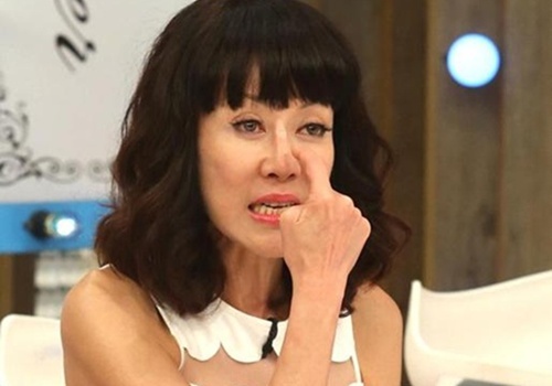 Sao Dai Loan song 3 thang khong lo mui vi tham my hinh anh