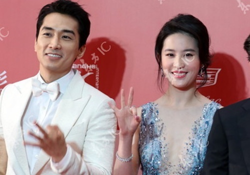 Song Seung Hun can nhac chuyen song thu voi Luu Diec Phi hinh anh