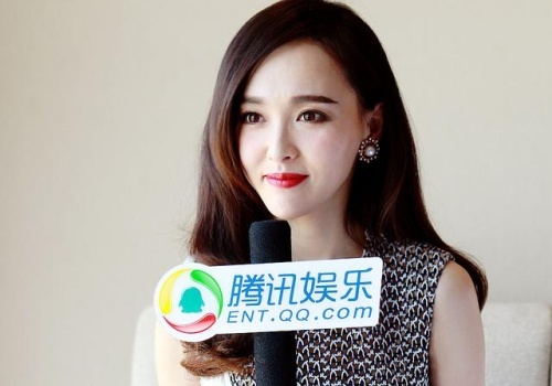 Duong Yen bi to dao duc gia hinh anh