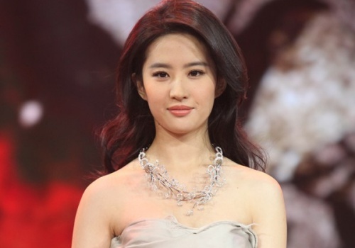 Hiem hoa dien vien bi cuong hiep, giet hai tren phim truong hinh anh