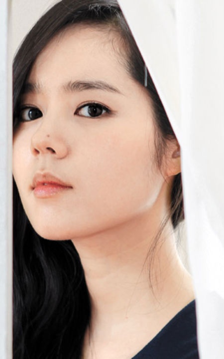 Han Ga In đứng ở vị trí thứ 5.